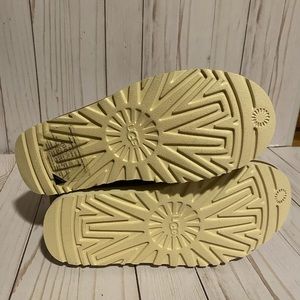 New Ugg Treadlite Boots StyleF27118H